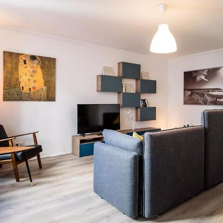 דיסלדורף Homefy Oldtown Apartment - 6 People - 2 Bath - Balcony - Top Location מראה חיצוני תמונה