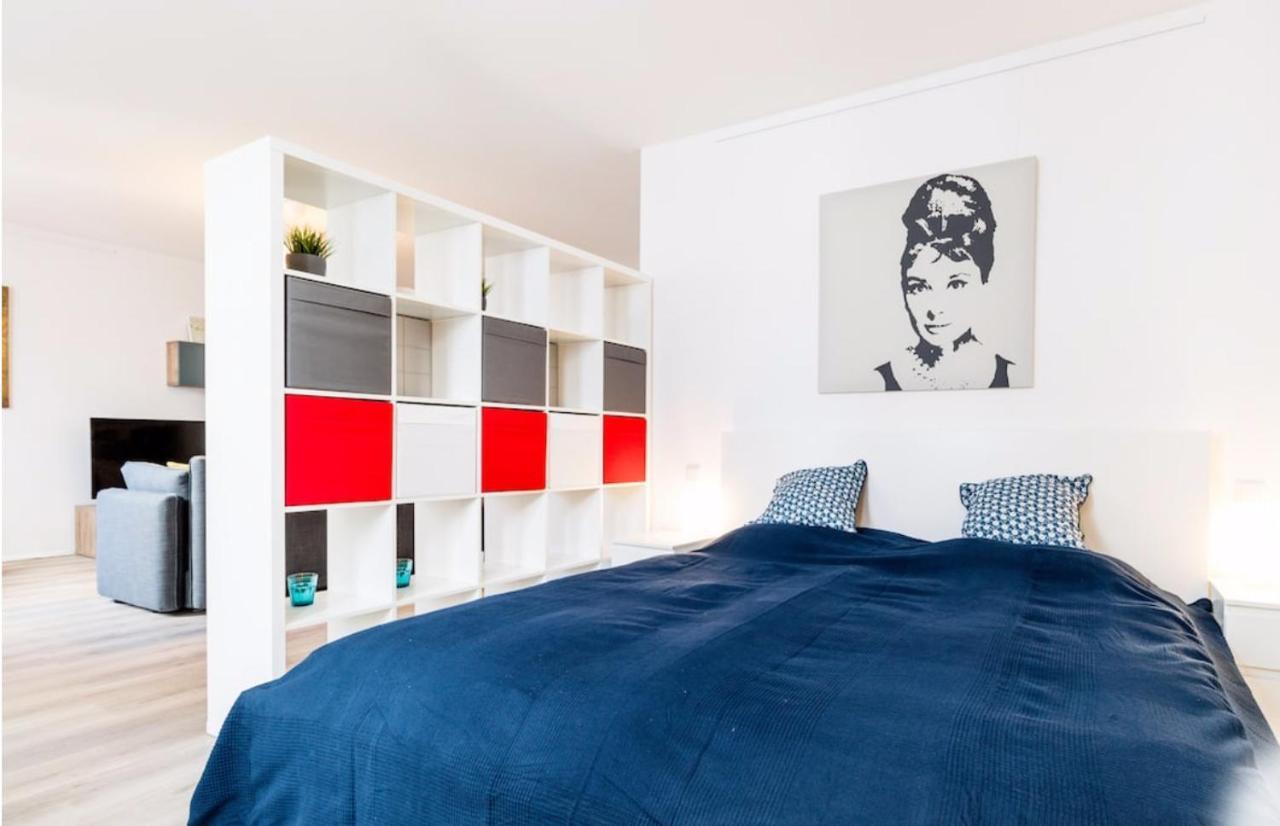 דיסלדורף Homefy Oldtown Apartment - 6 People - 2 Bath - Balcony - Top Location מראה חיצוני תמונה
